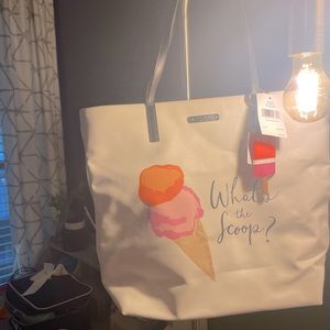 Kate spade tote with keychain